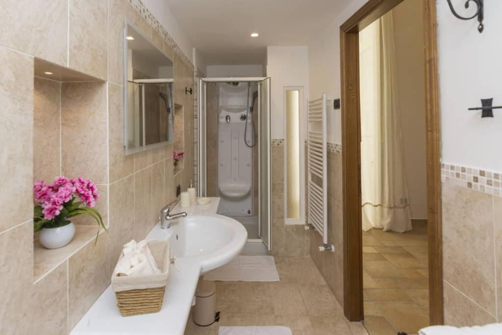 Sara Luxury Apartament 2 Sorrento Ngoại thất bức ảnh