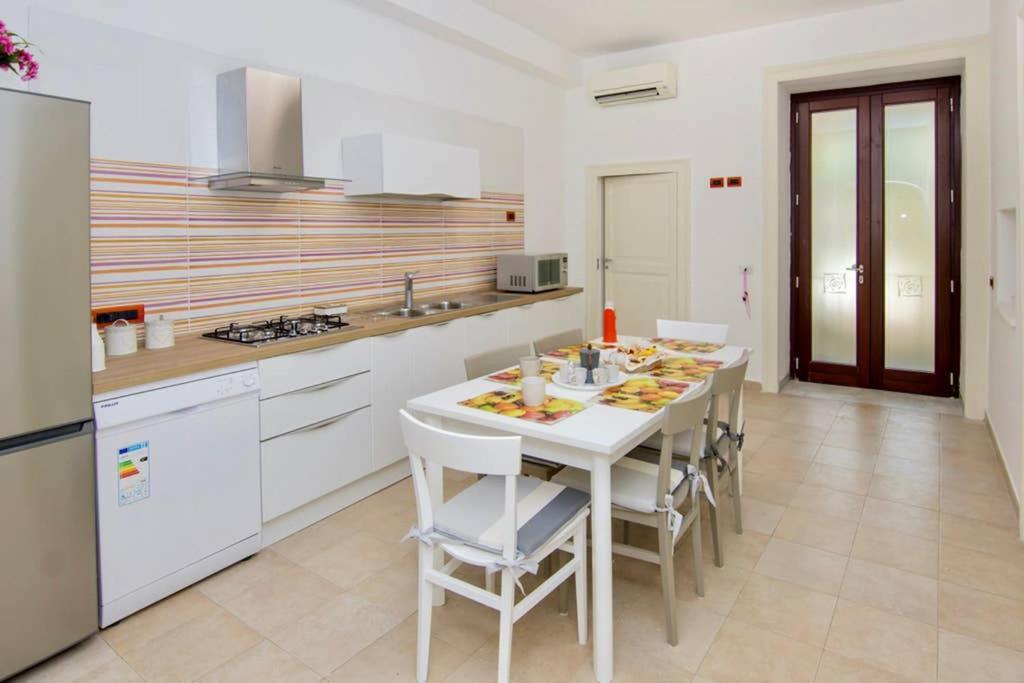 Sara Luxury Apartament 2 Sorrento Ngoại thất bức ảnh